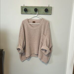 POL Women's Sweater in Soft Beige